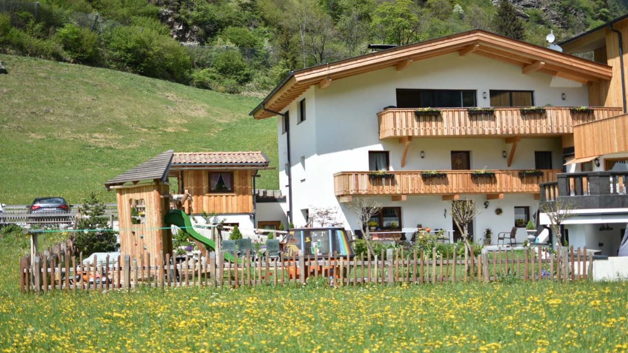 Gastehaus Haus Barbara Apartment Neustift im Stubaital Exterior photo